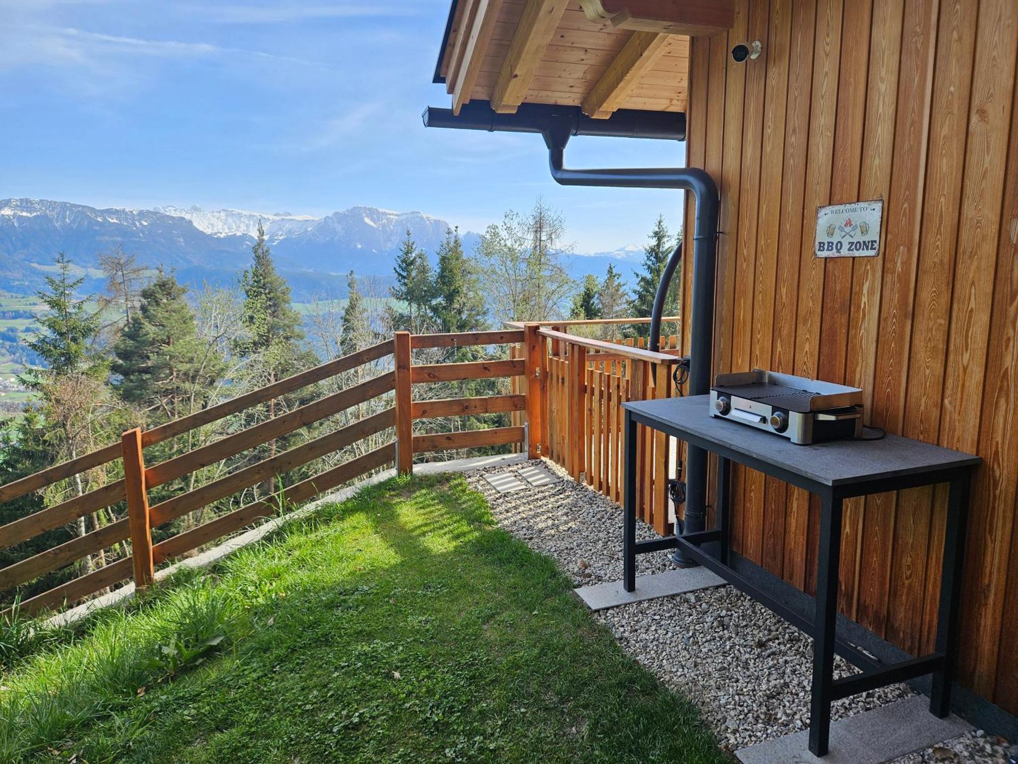 Alone In Chalet With View On Dolomites Villandro Exteriér fotografie